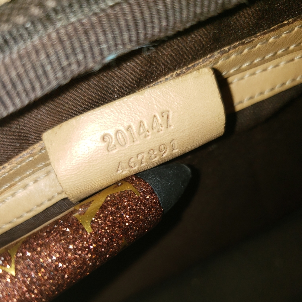Authentic Gucci GG Supreme Camera Bag – Beige/Avorio Crossbody with Leather Trim - Picture 15 of 16